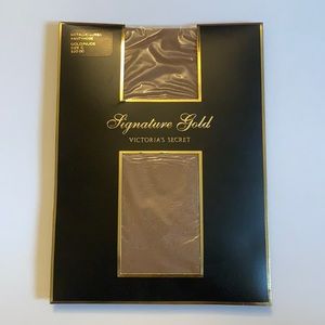Victoria’s secret pantyhose signature gold collection